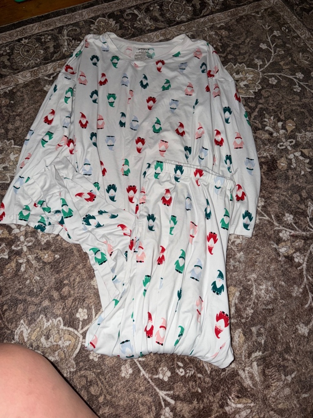 Womens White Holiday Gnome Pajama Set - Long Sleeve Top & Pants